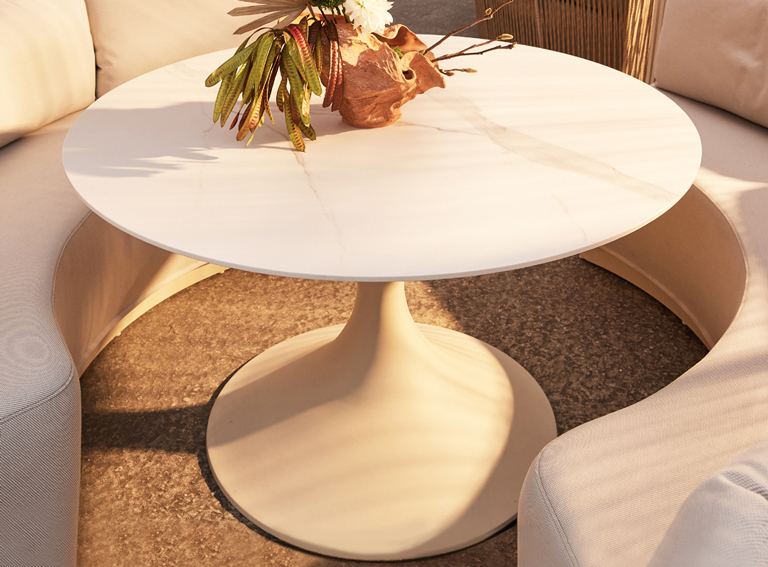 Artie | Explore The Elegance & Practical Outdoor Table Solution