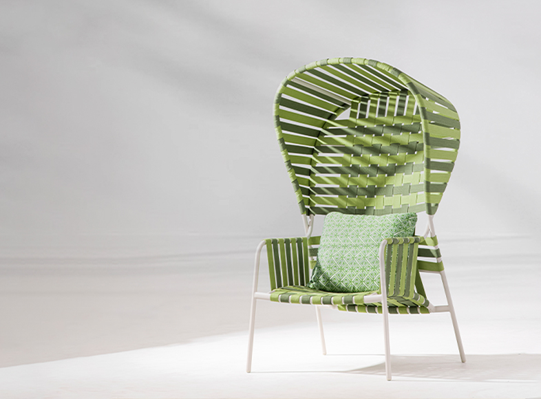 Artie | Explore the Interplay of Light with Bobby Lounge Chair