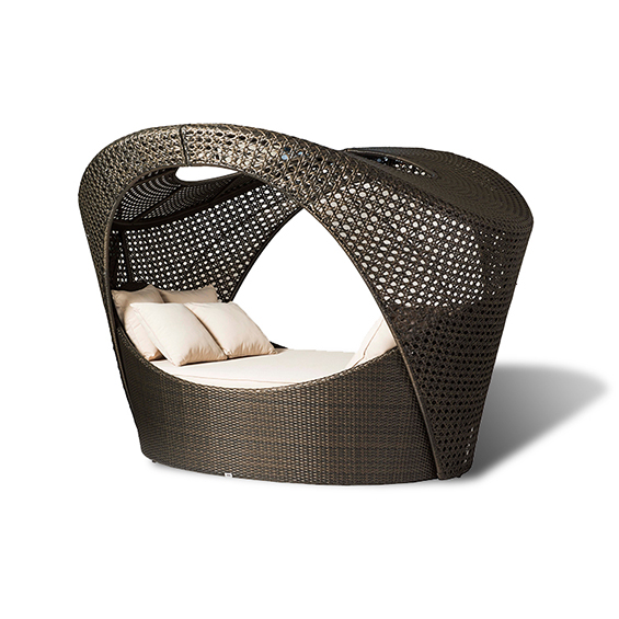 Cocoon Daybed