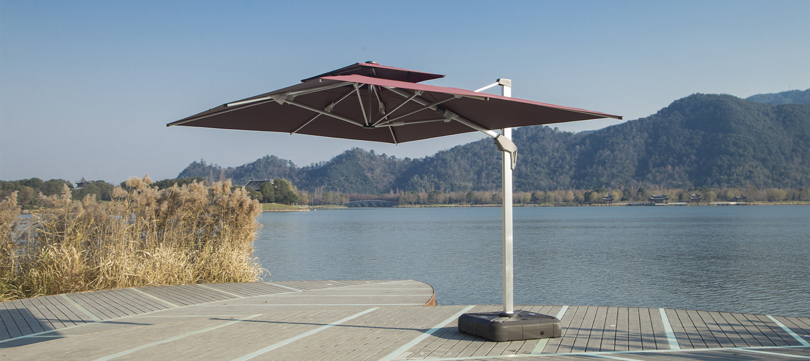 Scorpio Cantilever Umbrella